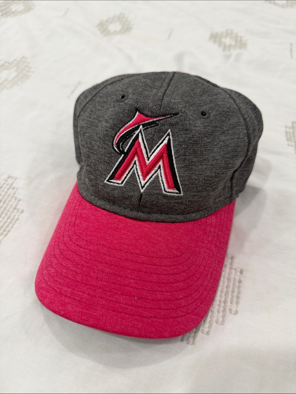 New Era Kids Miami Marlins Gray and Pink Baseball Cap